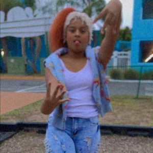 Meet your Posher, Genesis